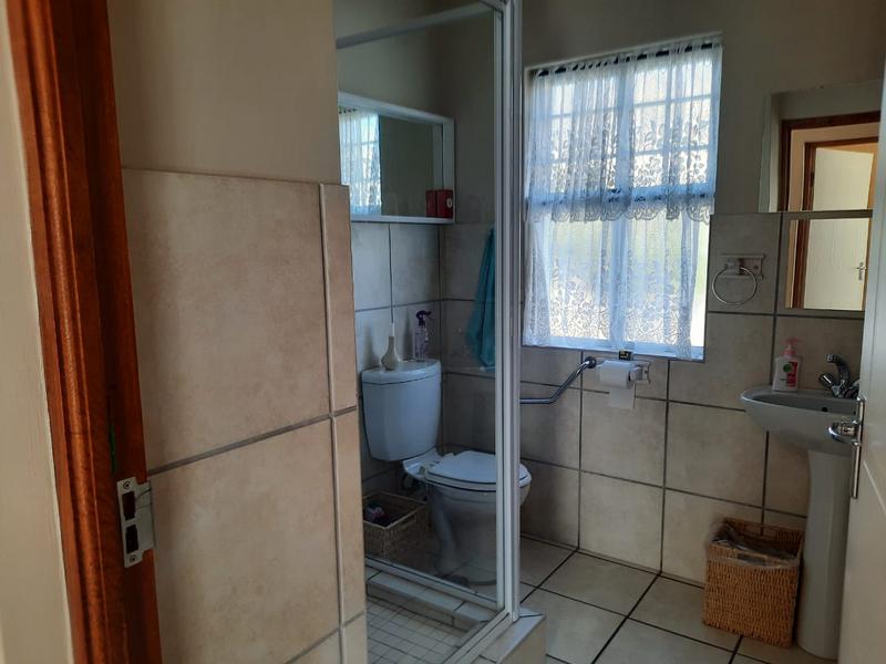 2 Bedroom Property for Sale in Oudtshoorn Western Cape